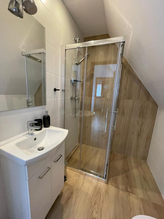 Stylove Domki Banska Nizna Domki Z Jacuzzi ภายนอก รูปภาพ
